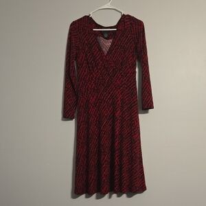 Petite Sophisticate Red and Black Patterned Long-Sleeve Dress, xsmall